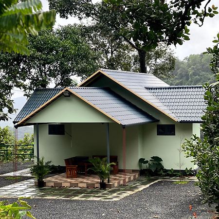 Royal Mount Inn Resorts Paithalmala Exterior photo